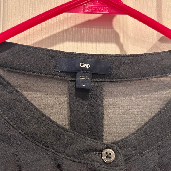 Gap Women Gray Sleeveless Sheer Button Front Ruffle Blouse Top Size L Whimsigoth - Picture 5 of 7